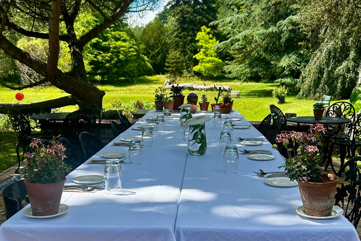 Late Lunches in Quex Gardens